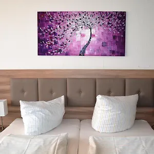 https://gastehaus-pauline.find-berlin-hotels.com